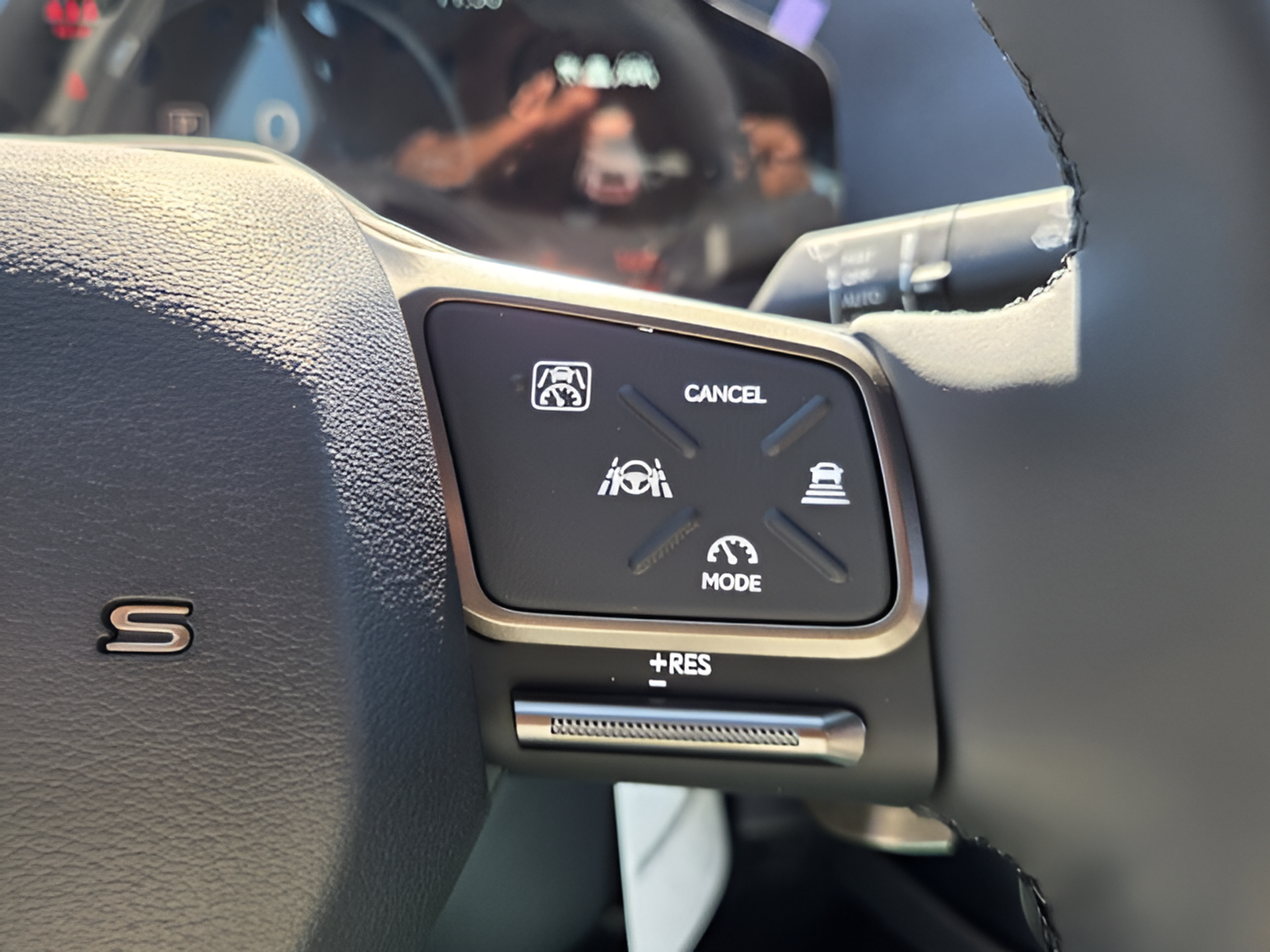 New 2026 Lexus ES 350h FWD image 28