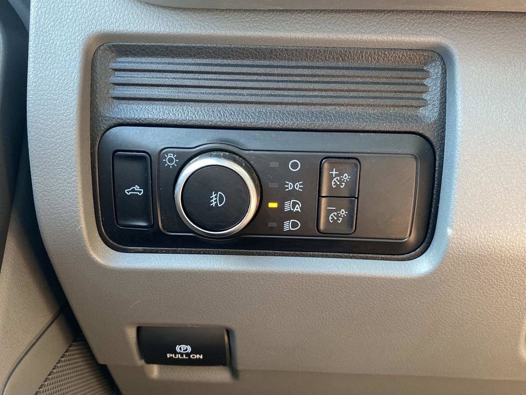 Certified 2023 Ford F250 XL w/ STX Appearance Package AWD/4WD image 31