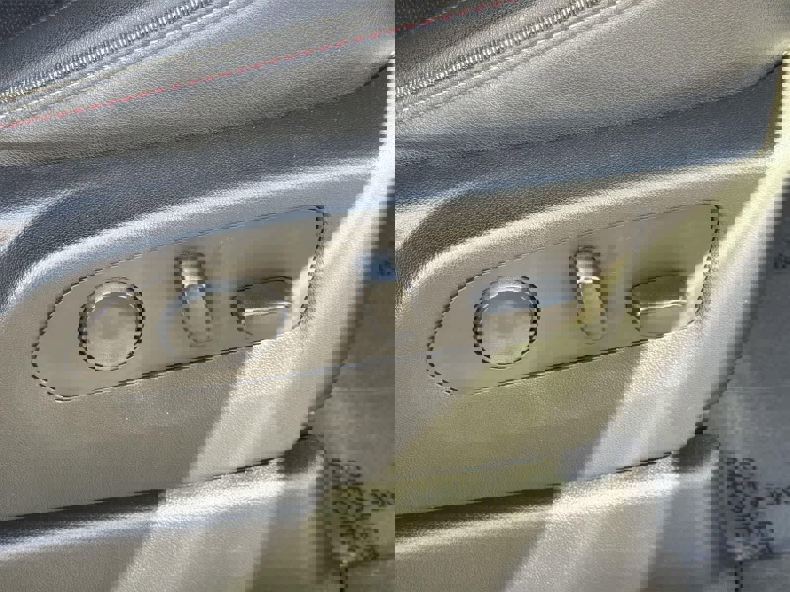 Used 2023 Chevrolet Tahoe RST image 35