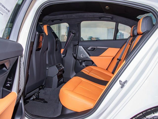 New 2026 BMW M5 w/ Executive Package image 22