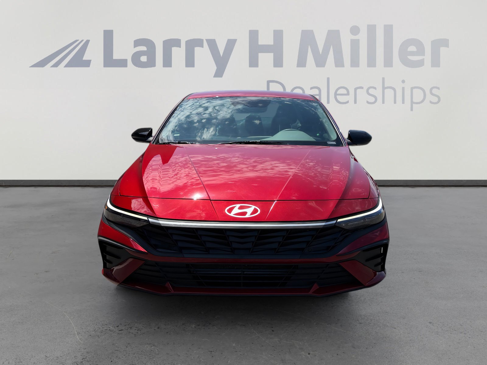 Used 2025 Hyundai Elantra Sport FWD image 8