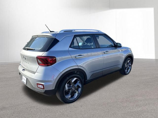 New 2026 Hyundai Venue SEL FWD image 13