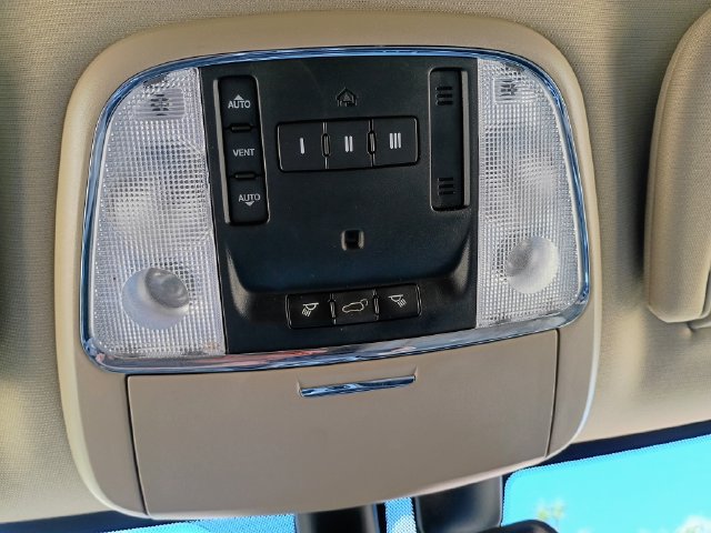 Used 2016 Jeep Grand Cherokee Limited w/ Trailer Tow Group IV RWD image 41