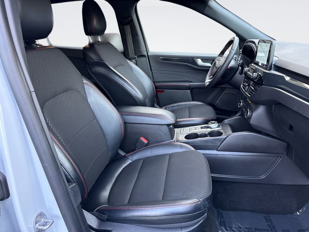 Used 2025 Ford Escape ST-Line Select image 24