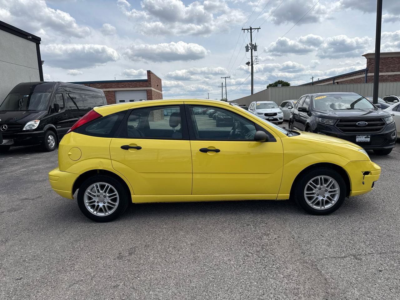 Used 2005 Ford Focus S FWD image 5