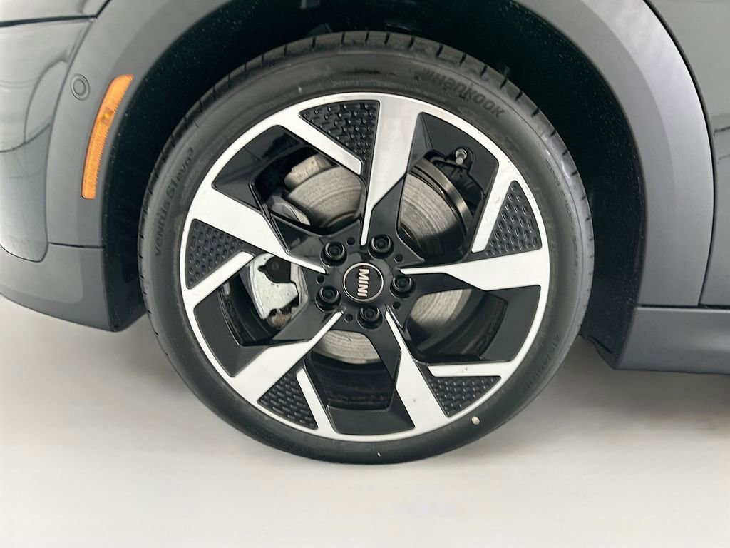 New 2026 MINI Cooper 2-Door Hardtop FWD image 27