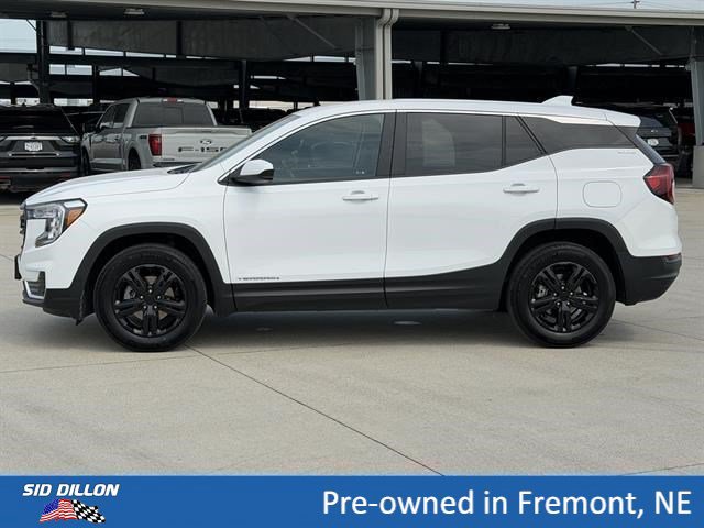 Used 2023 GMC Terrain SLE FWD image 7
