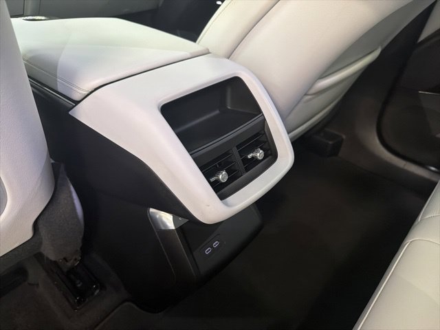 Certified 2024 Cadillac Lyriq Luxury RWD image 14
