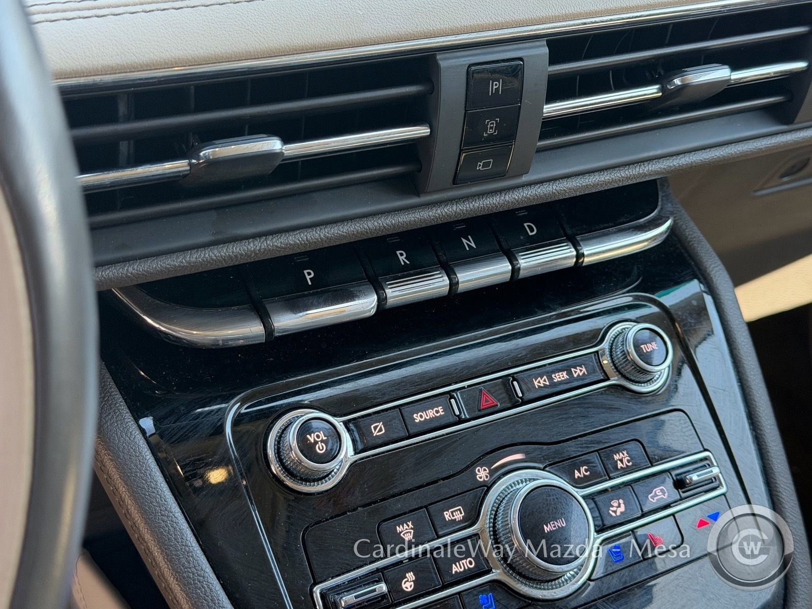 Used 2021 Lincoln Corsair AWD w/ Equipment Group 101A image 11