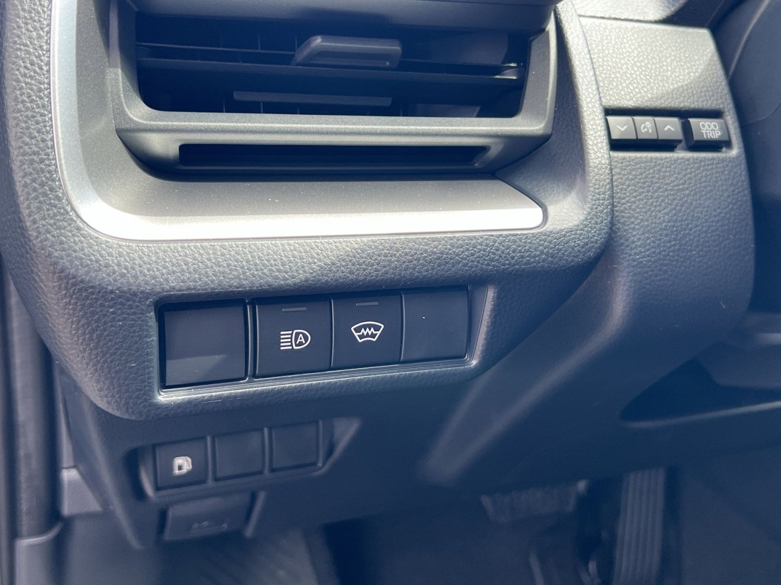 New 2026 Toyota Prius LE image 23