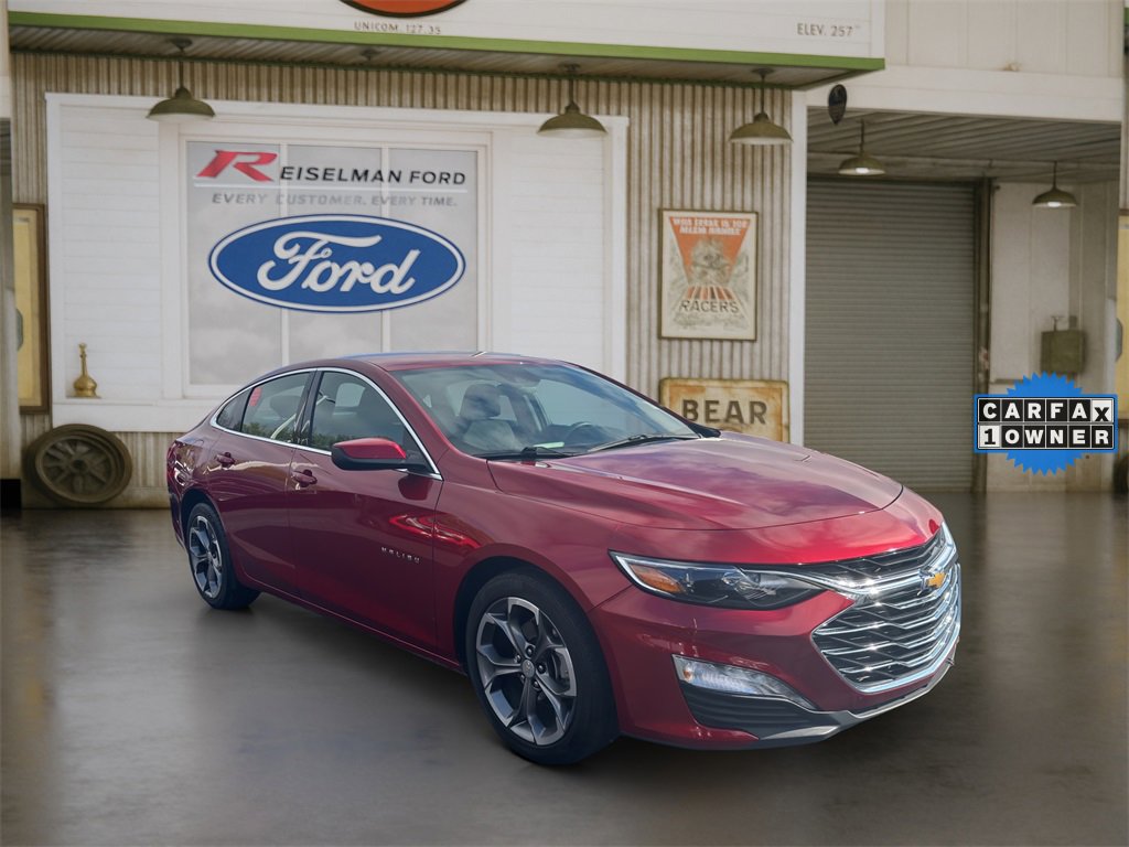 Used 2024 Chevrolet Malibu LT image 1