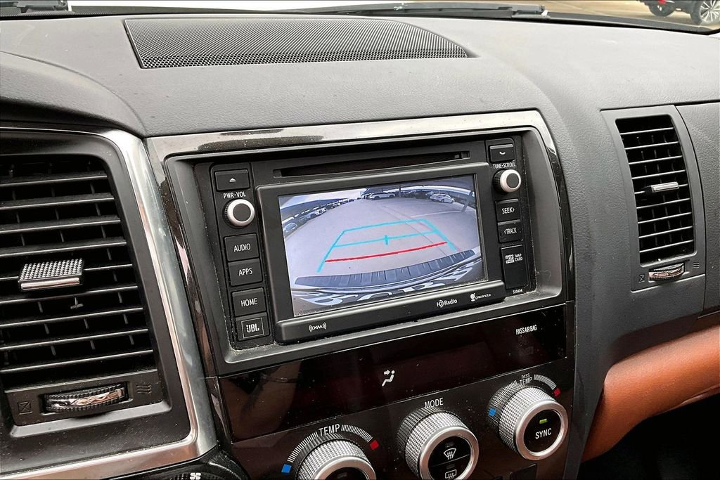 Used 2019 Toyota Sequoia Platinum AWD/4WD image 28