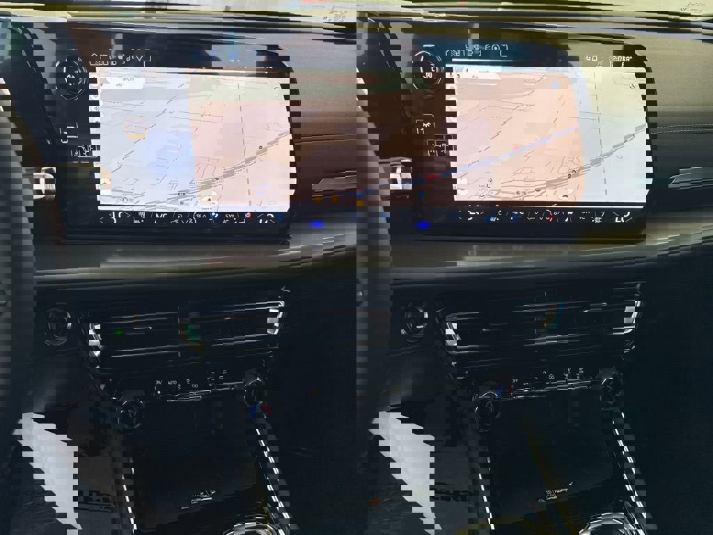 New 2026 Chevrolet Traverse LT image 24