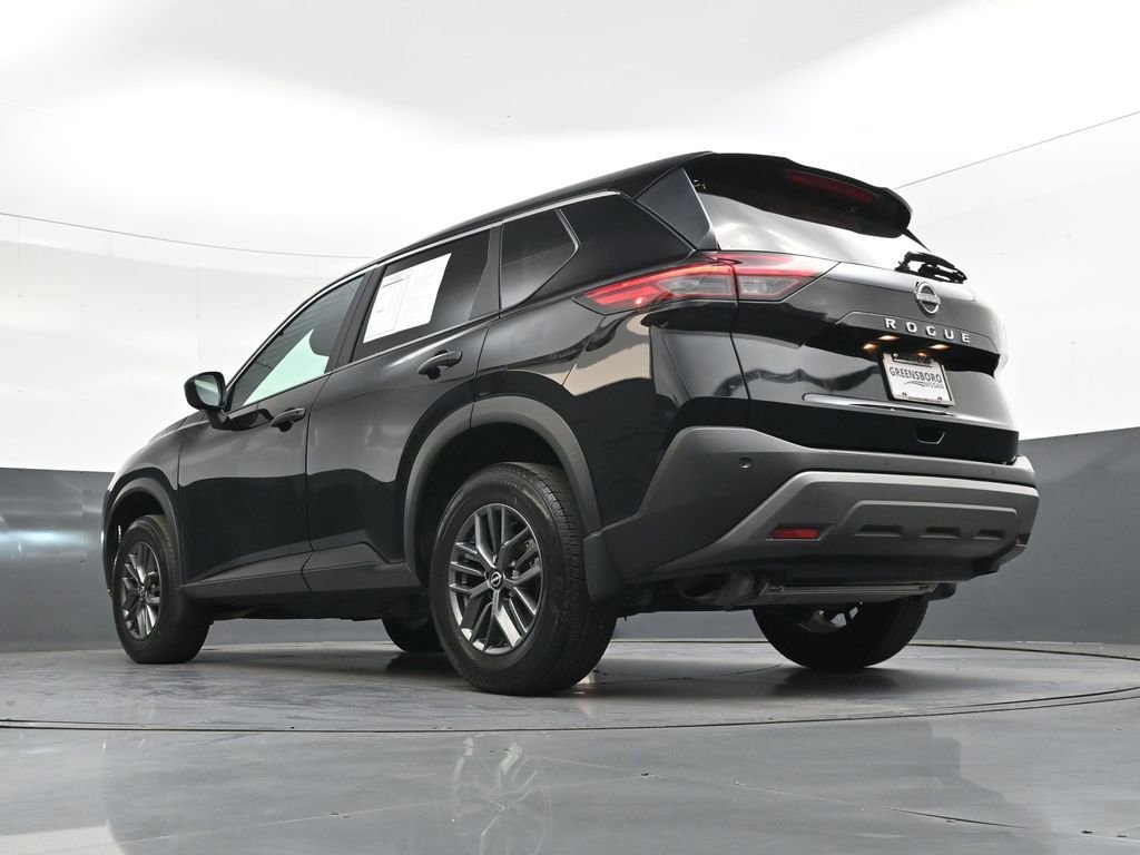 Used 2023 Nissan Rogue S FWD image 41