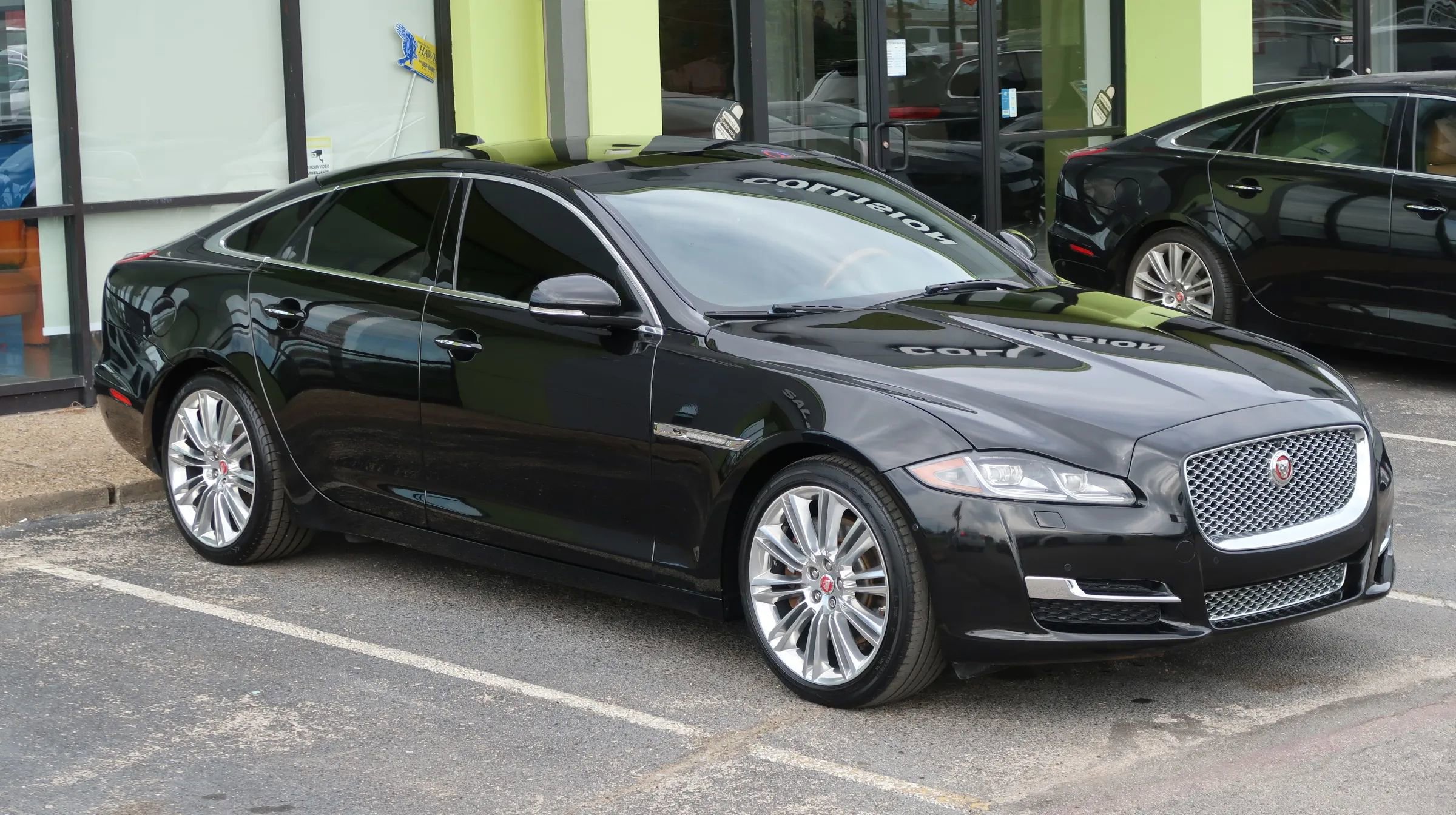 Used 2017 Jaguar XJ R-Sport AWD/4WD image 5