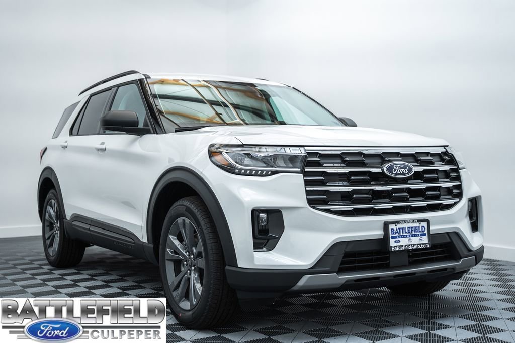 New 2026 Ford Explorer Active AWD/4WD image 1