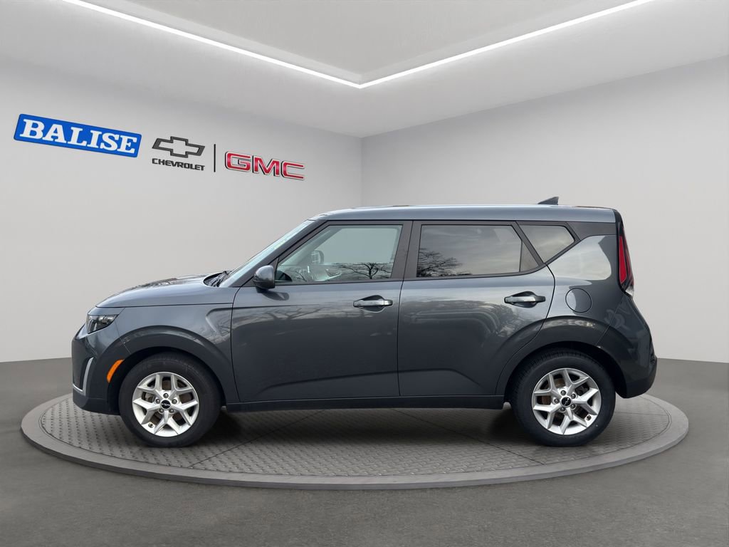 Used 2023 Kia Soul LX w/ Option Group 015 image 4