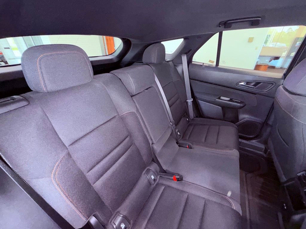 Used 2025 Honda Prologue EX image 11