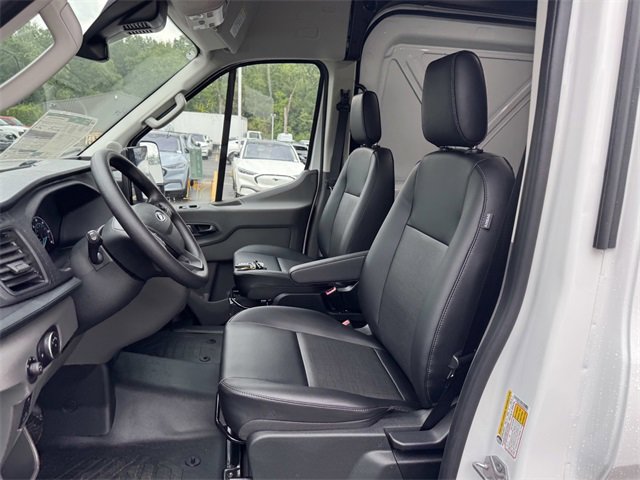 New 2025 Ford Transit 250 148 Medium Roof Extended AWD image 12