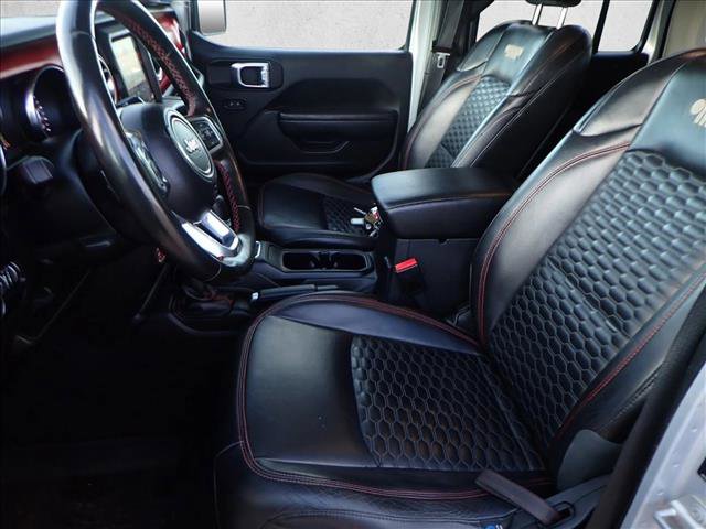 Used 2022 Jeep Wrangler Unlimited Rubicon w/ Xtreme Recon 35" Tire Package image 11