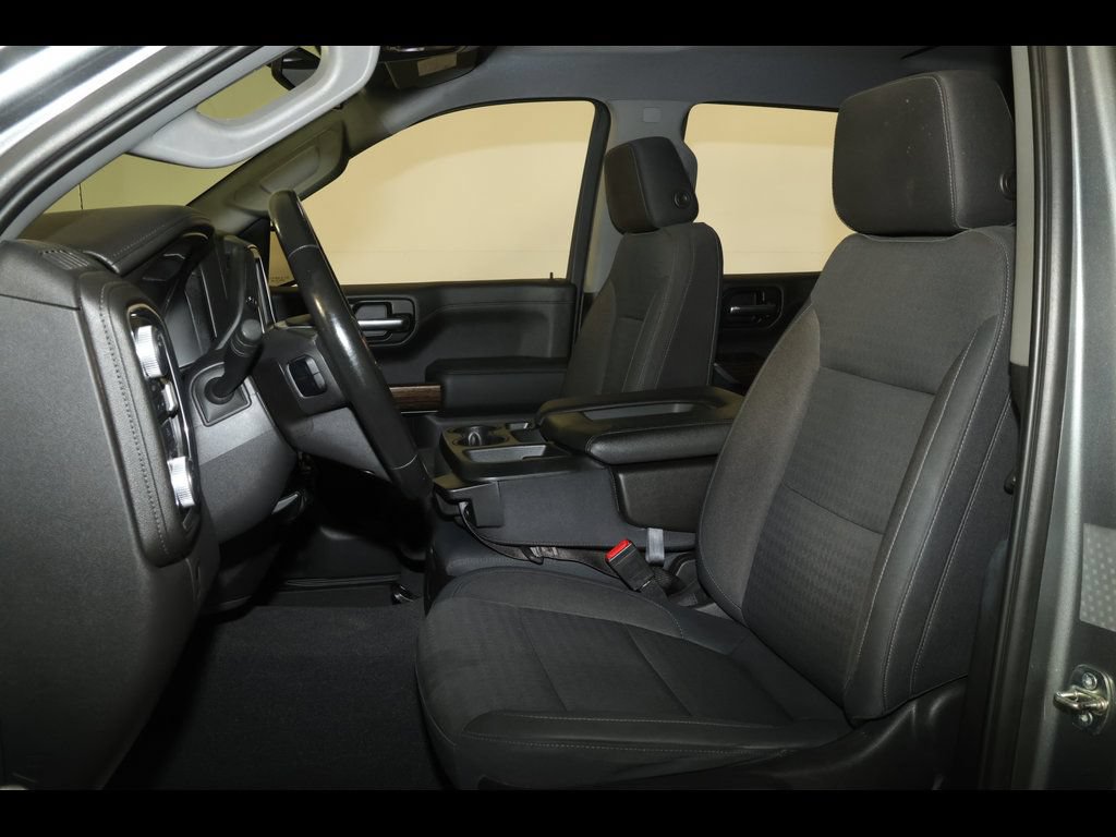 Used 2019 GMC Sierra 1500 SLE w/ SLE Value Package AWD/4WD image 17