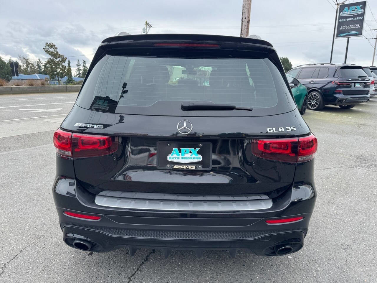 Used 2021 Mercedes-Benz GLB 35 AMG 4MATIC image 5