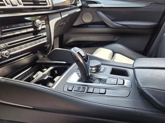 Used 2019 BMW X6 xDrive35i w/ M Sport Package AWD/4WD image 17