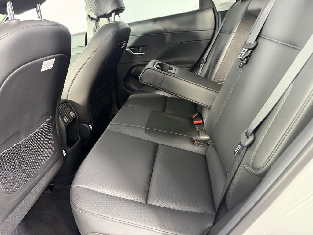 Used 2025 Hyundai Kona Limited FWD image 26