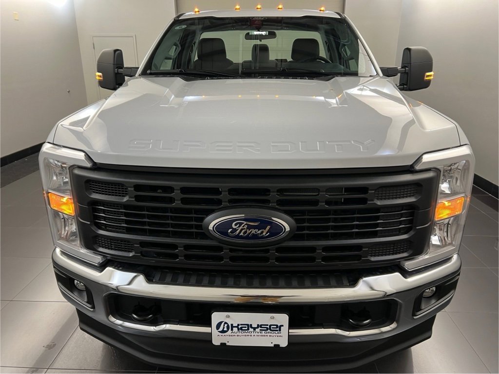 New 2026 Ford F250 XL w/ XL Chrome Package image 2
