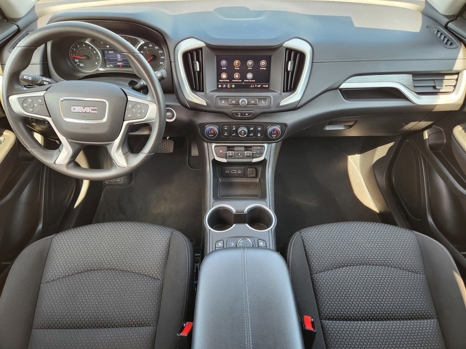 Used 2022 GMC Terrain SLE w/ Driver Convenience Package FWD image 8