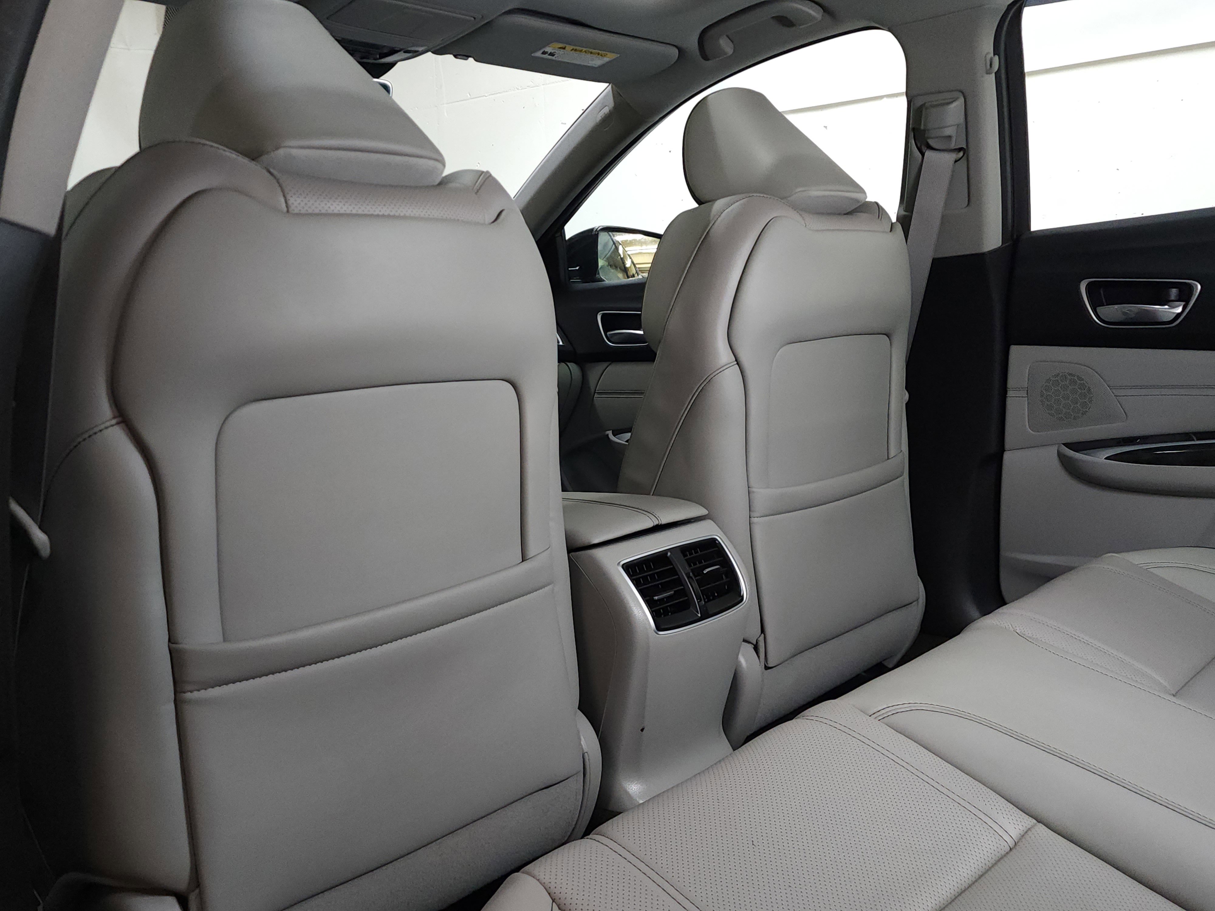 Certified 2018 Acura TLX V6 w/ Technology Package image 15