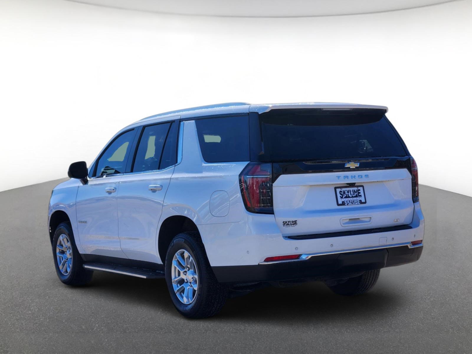 Used 2025 Chevrolet Tahoe LT AWD/4WD image 4