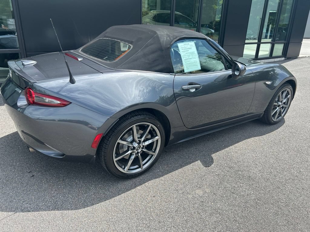 Used 2016 MAZDA MX-5 Miata Grand Touring RWD image 4