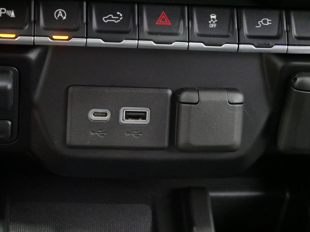 Used 2021 Chevrolet Silverado 1500 LTZ w/ Technology Package image 37