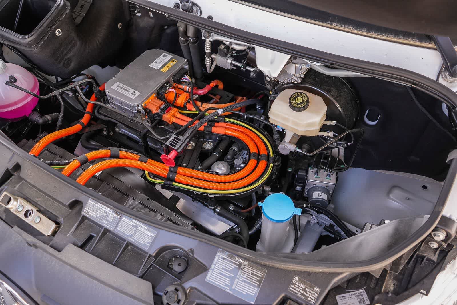 New 2025 Mercedes-Benz eSprinter 170 Cargo image 32