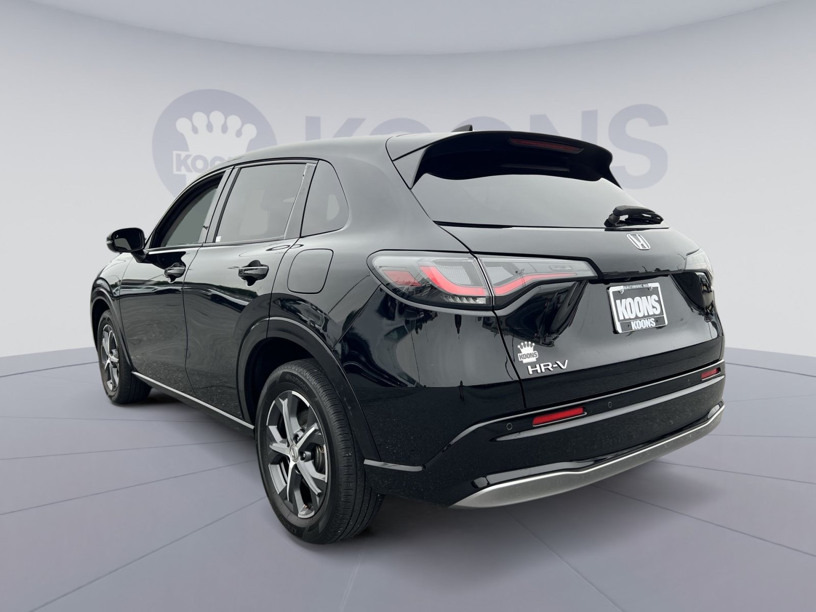 Used 2024 Honda HR-V EX-L image 4