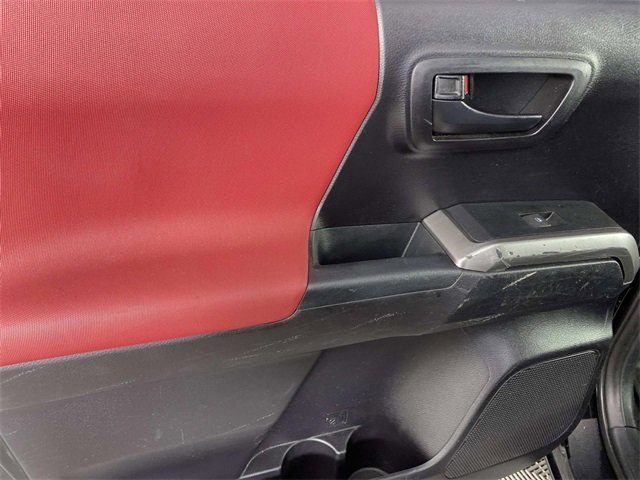 Used 2020 Toyota Tacoma SR5 image 24