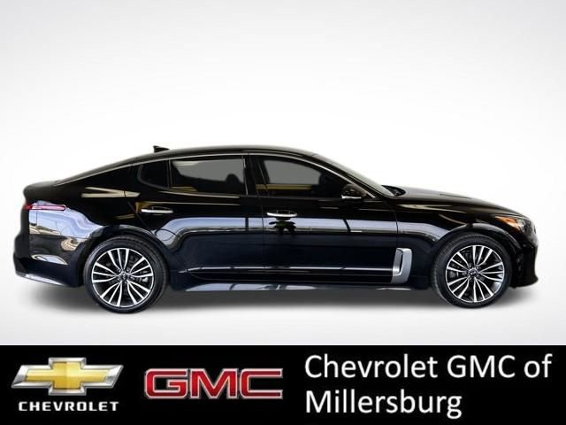 Used 2018 Kia Stinger AWD/4WD image 2
