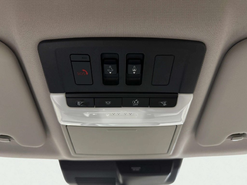Used 2024 Mitsubishi Outlander SEL AWD/4WD image 22