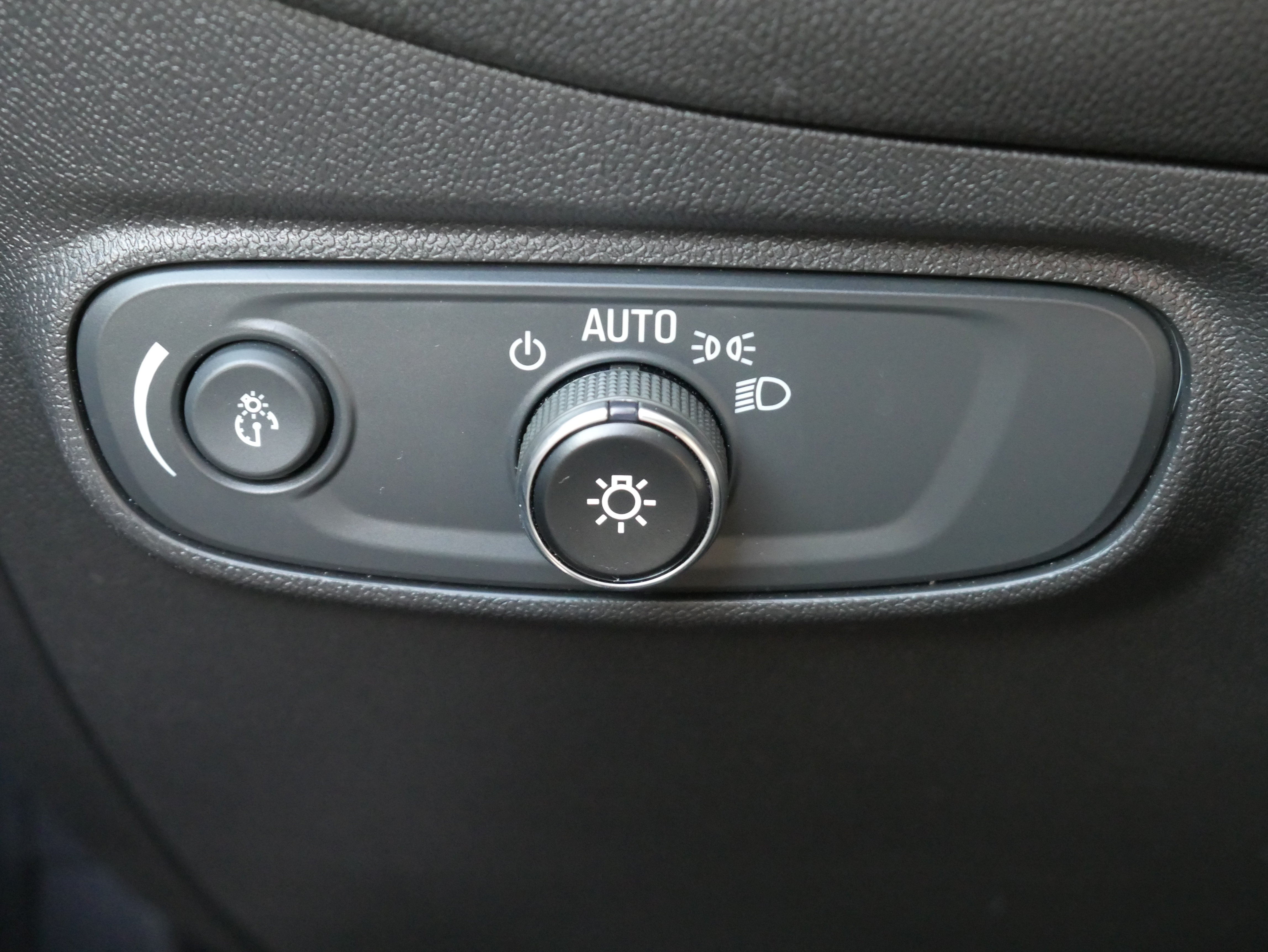 Certified 2023 Chevrolet Equinox LT AWD/4WD image 29