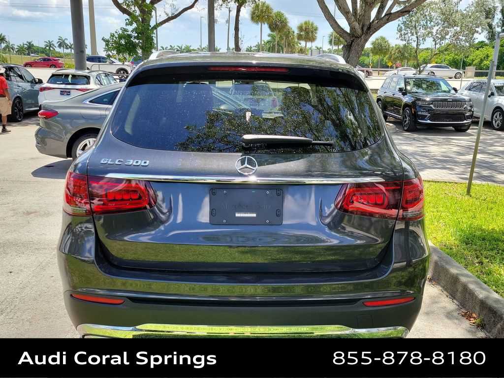 Used 2020 Mercedes-Benz GLC 300 image 5