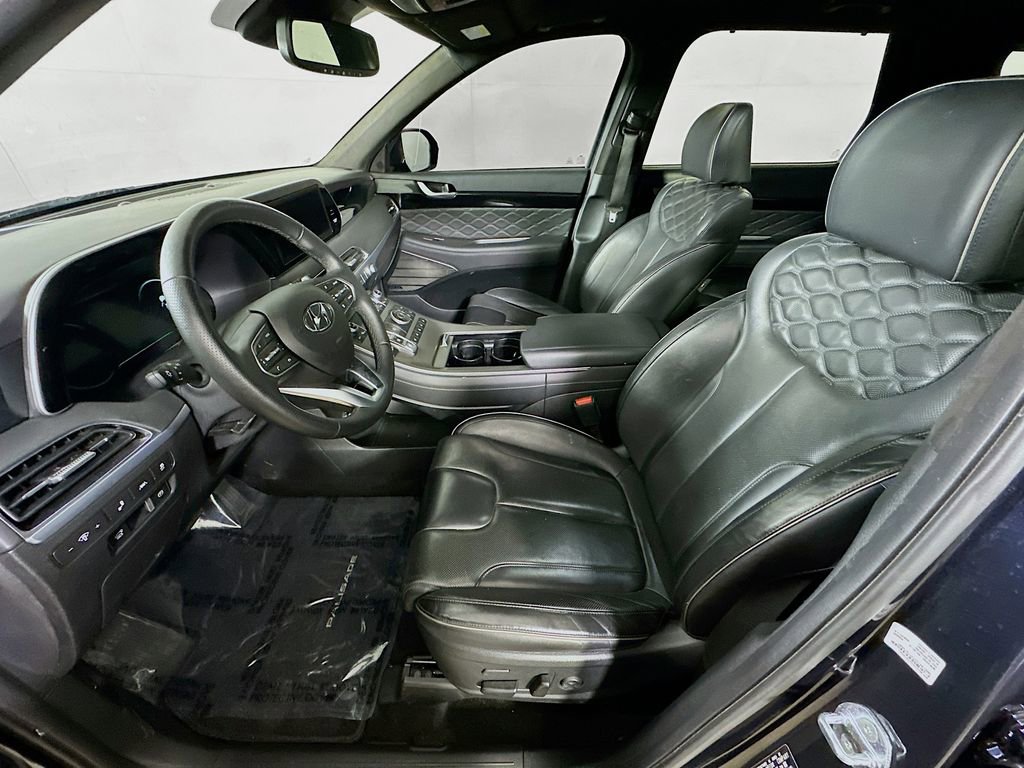 Used 2022 Hyundai Palisade Calligraphy image 16