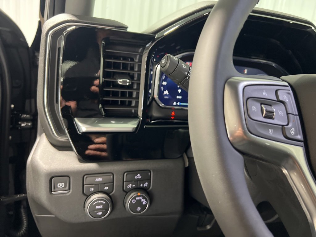 New 2026 Chevrolet Silverado 1500 LT image 32