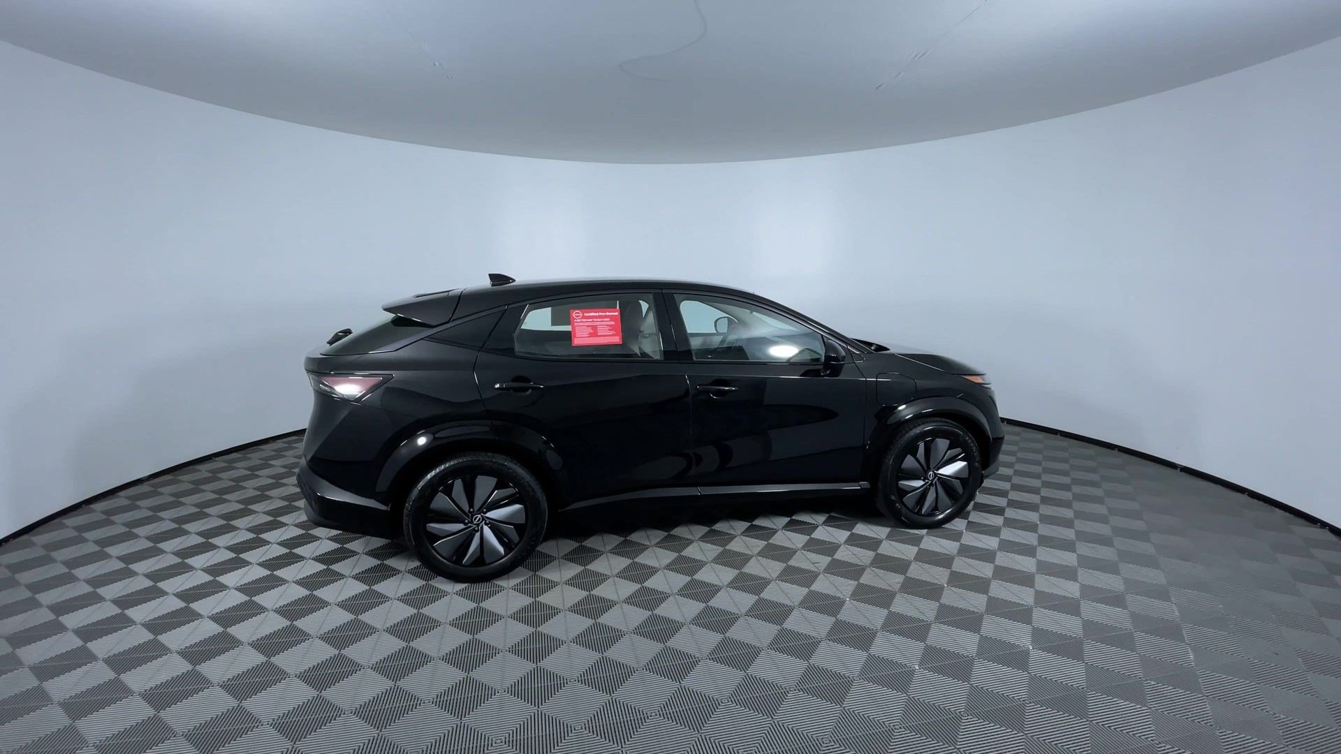 Certified 2024 Nissan Ariya AWD image 9