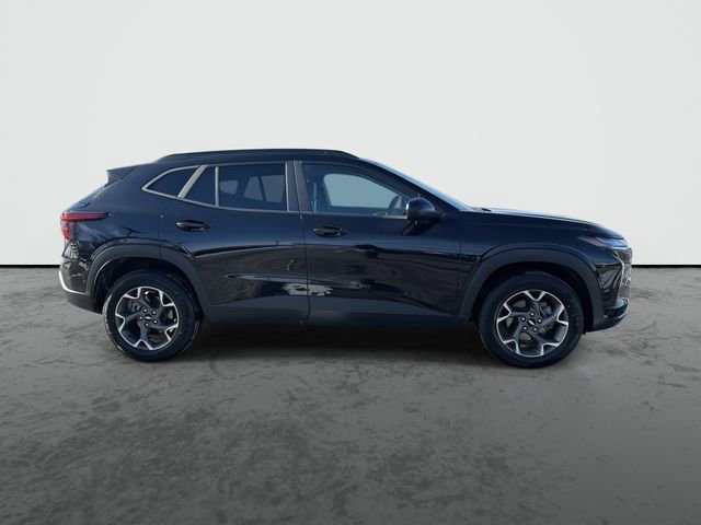 Used 2024 Chevrolet Trax LT image 9