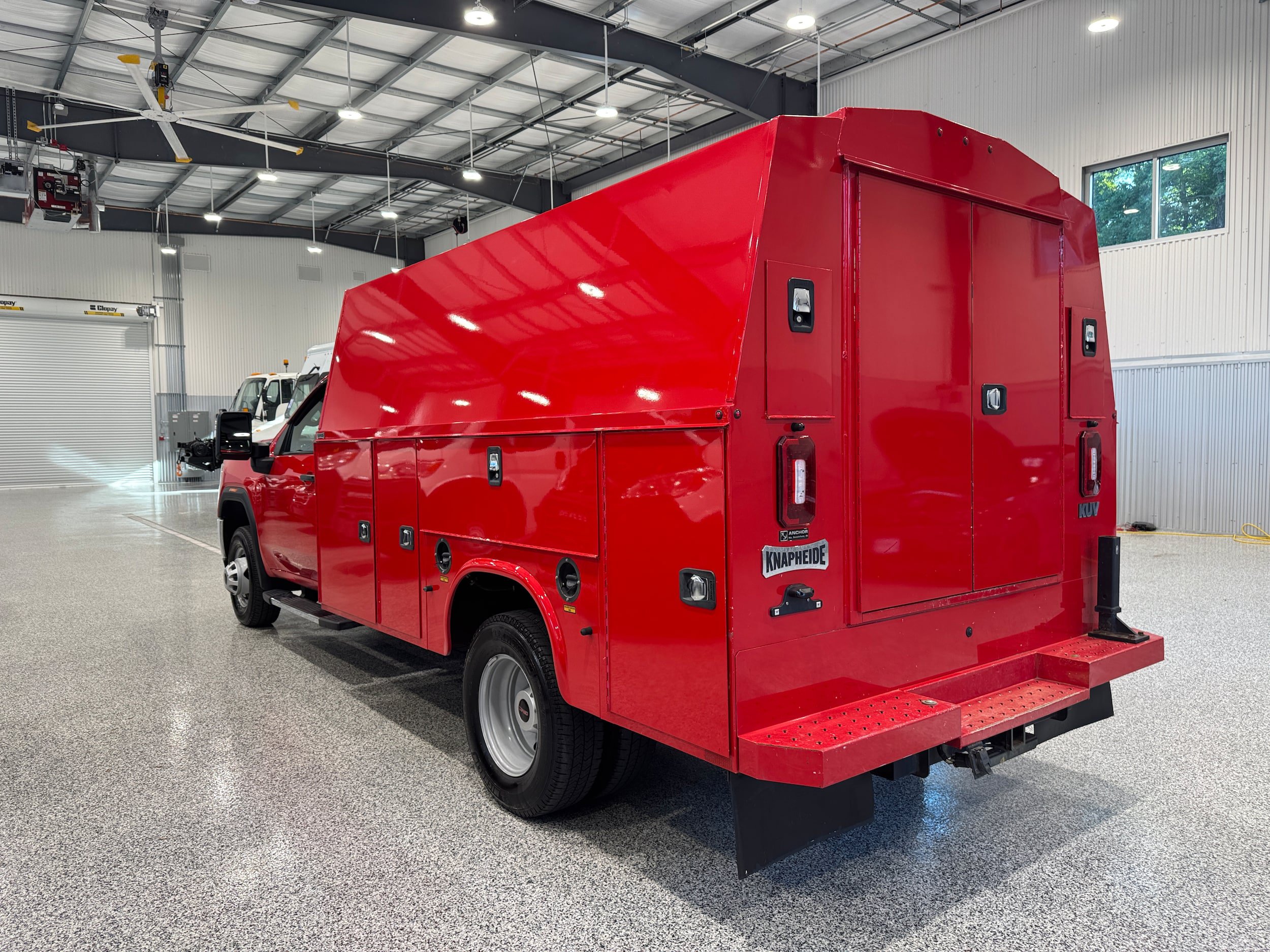 Used 2023 GMC Sierra 3500 Pro w/ Convenience Package AWD/4WD image 7