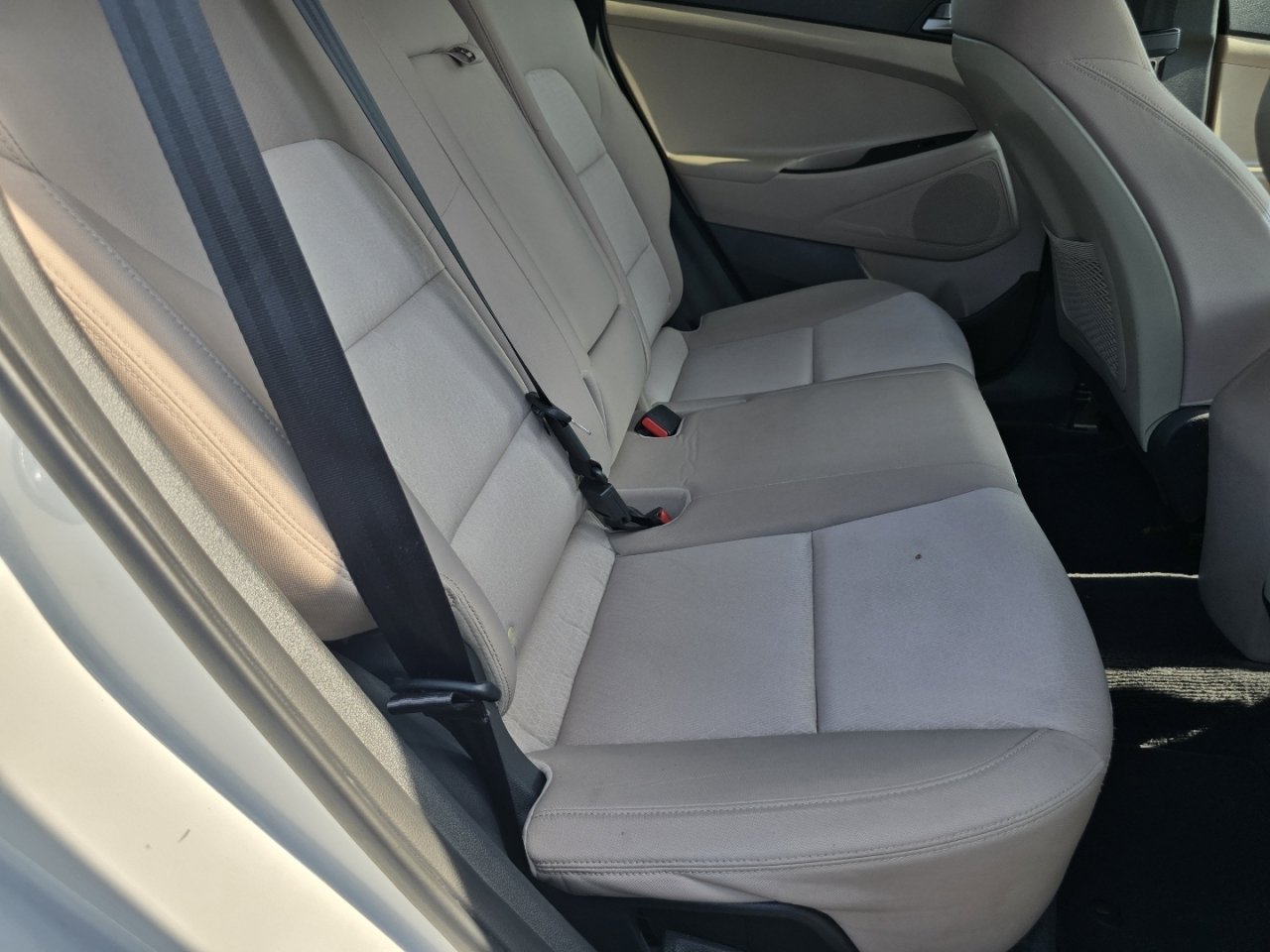 Used 2018 Hyundai Tucson SE w/ Cargo Package AWD/4WD image 12
