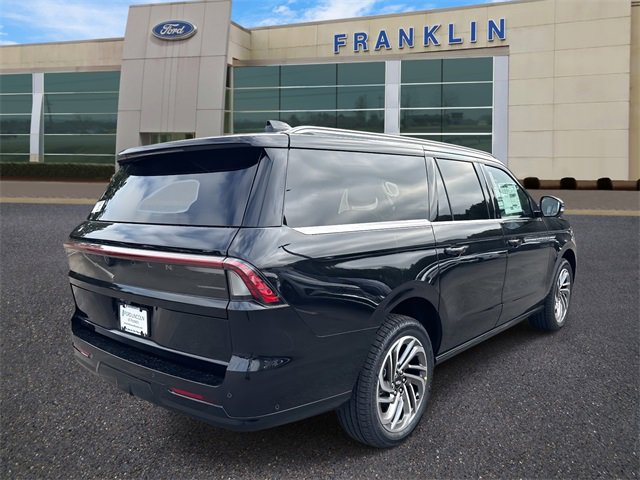 New 2025 Lincoln Navigator L Reserve image 7