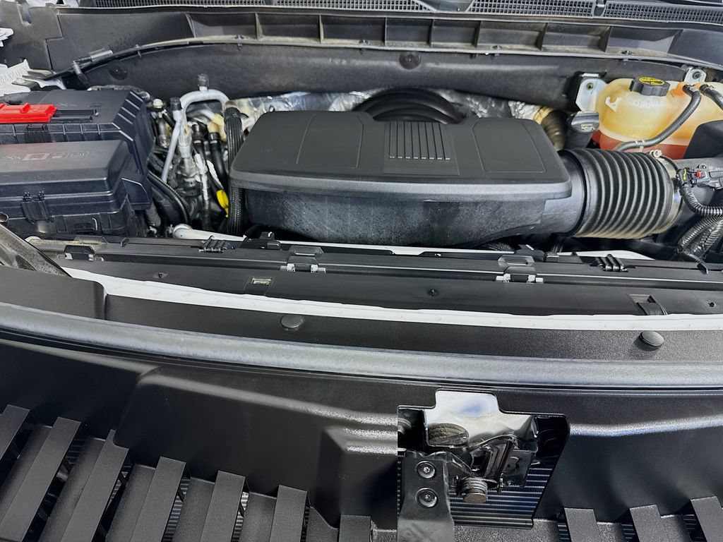 Used 2025 GMC Yukon XL Denali Ultimate w/ LPO, Floor Liner Package AWD/4WD image 40