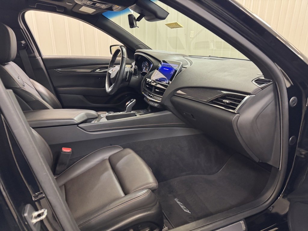 Used 2020 Cadillac CT5 V w/ Premium Package image 29